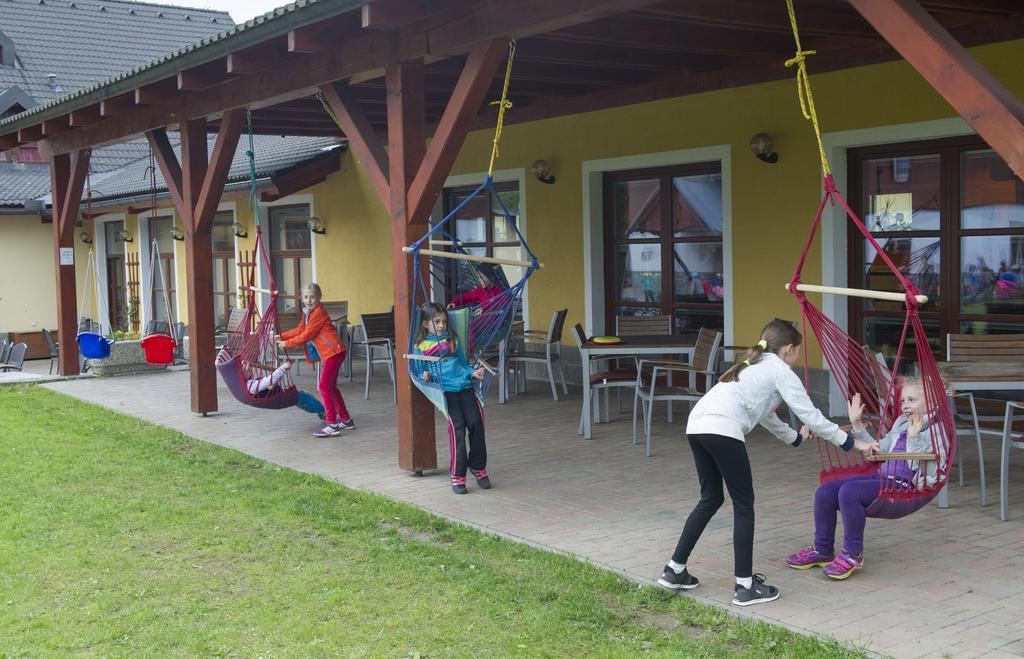 Rodinný penzion Skiland Ostružná Exteriér fotografie